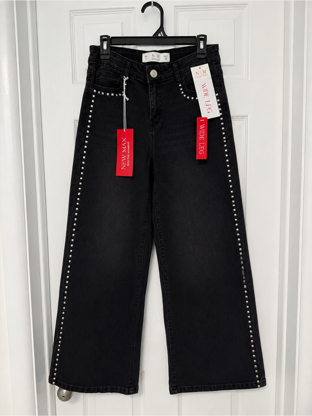 Women’s Black Wide Leg Studded Jeans Medium